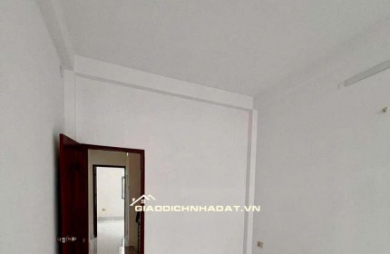 Nhà Q7 - 3 TẦNG BTCT -  56m2 - NHỈNH 5 TỶ